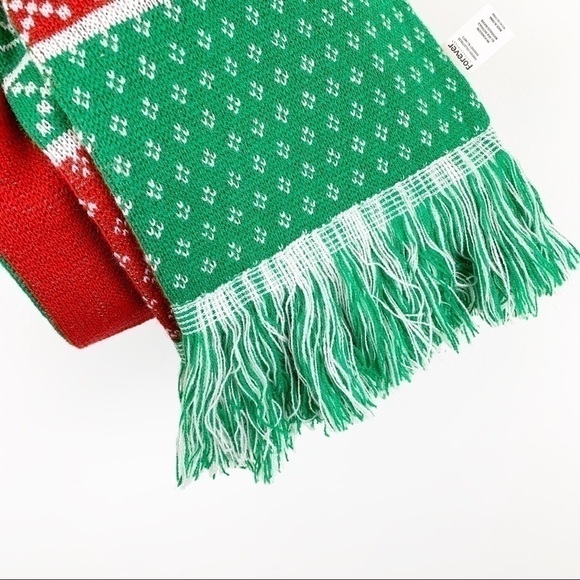 REVERSIBLE Naughty Nice Christmas Scarf - Picture 5 of 8